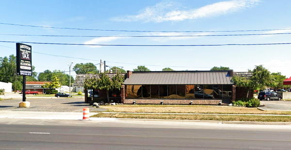 Big Boy Restaurants (Elias Brothers, Elias Bros) - Fraser - 33650 Groesbeck Hwy (newer photo)